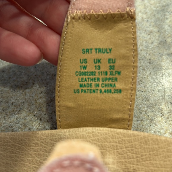 Stride Rite Girls Pink Sandals Flower - Picture 4 of 4